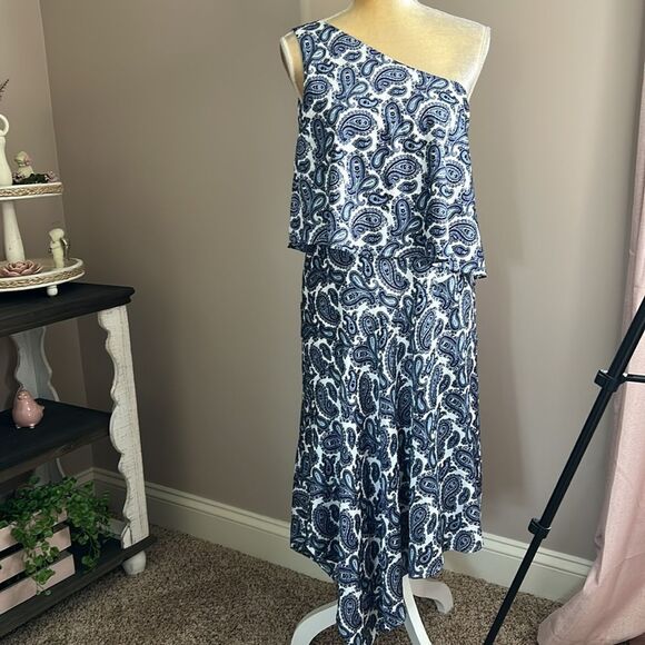 NWT Banana Republic Dress(size 10) - Picture 3 of 9